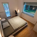 Vipavska House بيت شباب