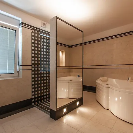 Vipavska House Ostello Lubiana