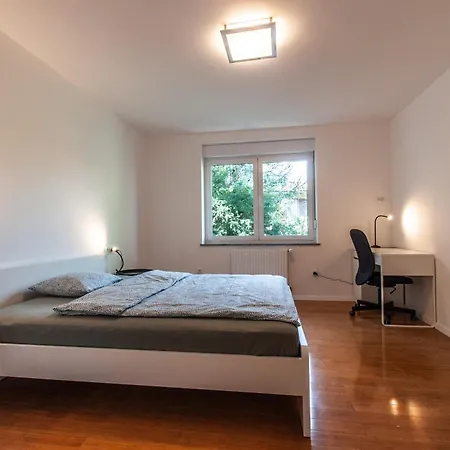 Vipavska House * Ljubljana