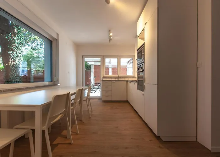 Vipavska House * Ljubljana