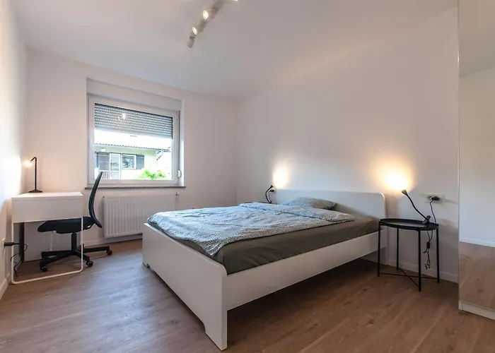 Vipavska House 호스텔 *