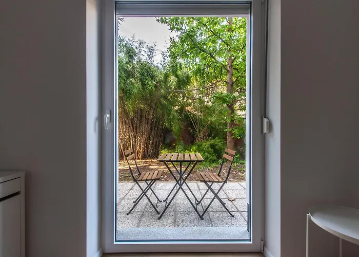 Vipavska House Hostel *