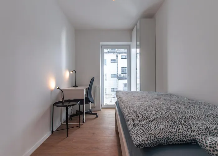 Vipavska House 호스텔 *