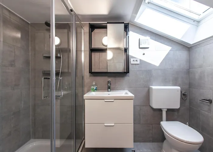 호스텔 Vipavska House *