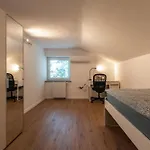 Vipavska House * Ljubljana