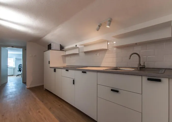 Vipavska House Hostel