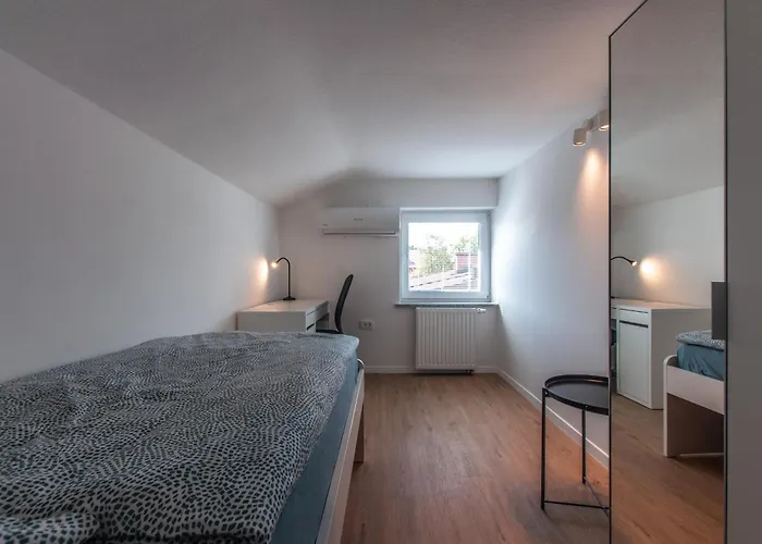 Vipavska House Hostel *